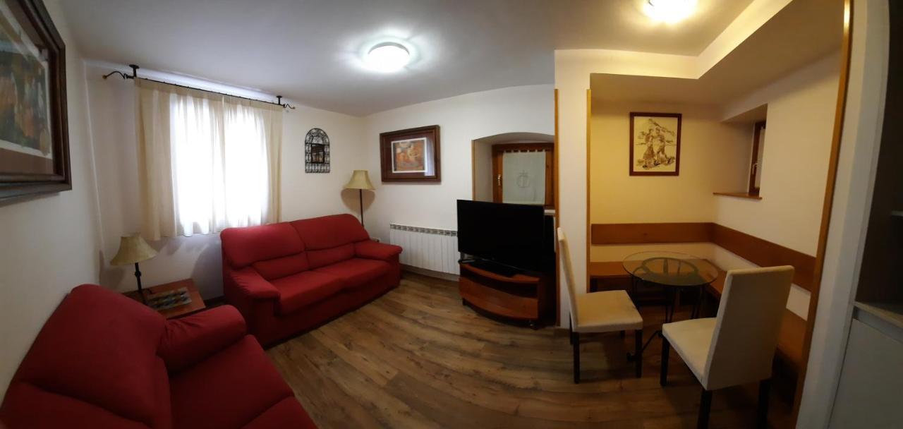 Hotel Casa Escolano El Pueyo de Jaca Buitenkant foto